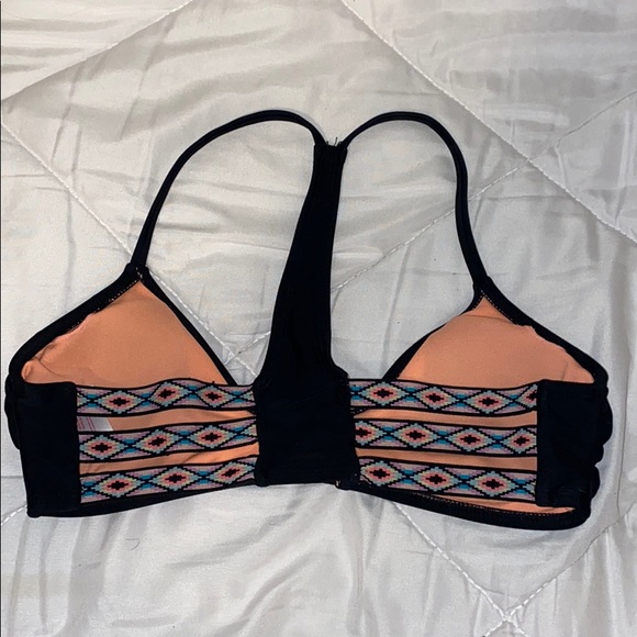 SOLD black and detail bikini top - Picture 2 of 3